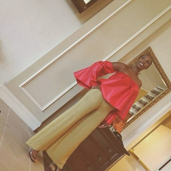 Fire red bell sleeve top - Picture 3 of 6